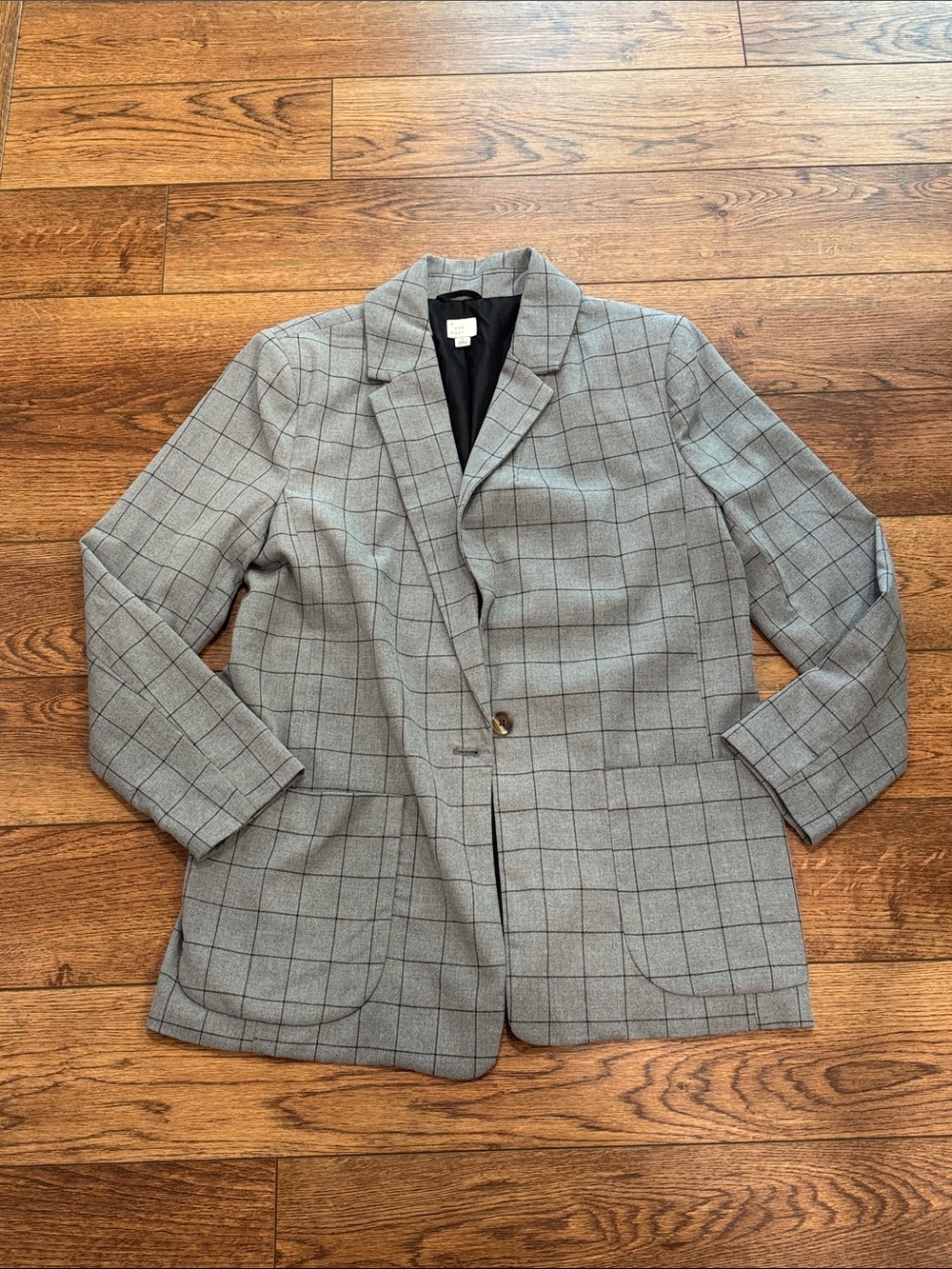 Oversized Gray and Black Plaid Blazer
